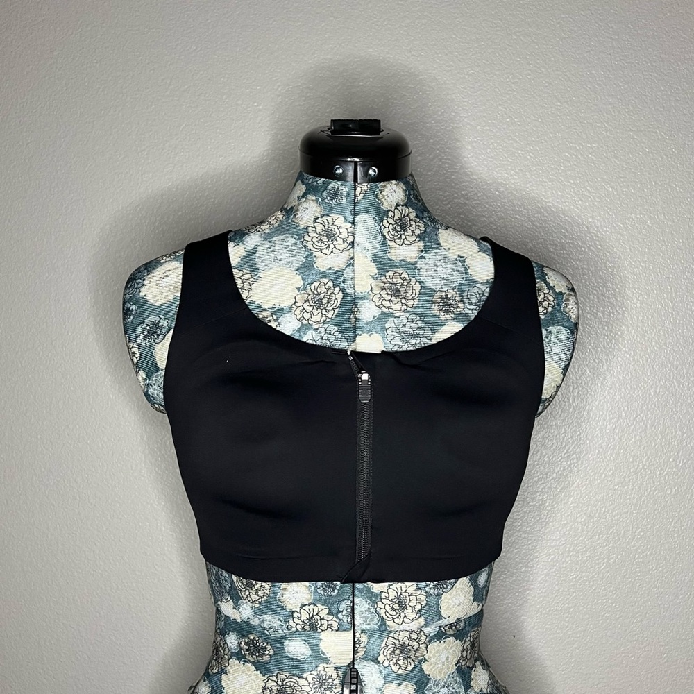 Enlite Front-Zip Bra High Support